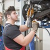 Duale Ausbildung: Kfz-Mechatronik verteidigt Platz eins