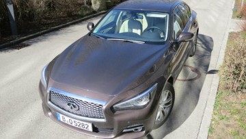 Infiniti Q50 Testwagen