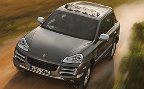 Rallyesport für die Straße: Porsche bringt Cayenne S Transsyberia in Serie