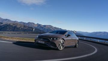 Kurvenfresser: Gerade in engen Serpentinen spielt Steer-by-Wire seine Überlegenheit voll aus.