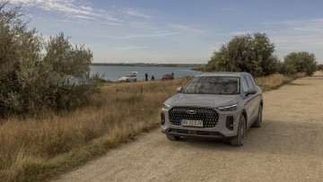 Für unter 50.000 Euro gibt es beim Chery Tiggo fast 430 PS Systemleistung