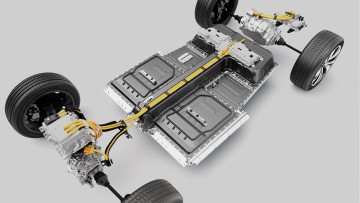 Der Dual-Motor-Antrieb kommt vor allem bei leistungsstarken oder geländegängigen Autos zum Einsatz