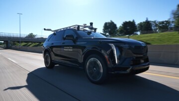 Beim automatisierten Fahren hält GM am geplanten Start von Autobahnfahrfunktionen im Cadillac Escalade IQ im Jahr 2028 fest