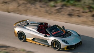 Viel musste Aston Martin bei der Karosserie des Spider im Vergleich zum Coupé nicht ändern.