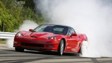 Sportwagen-Rückrufe: Lotus und Corvette müssen in die Werkstatt