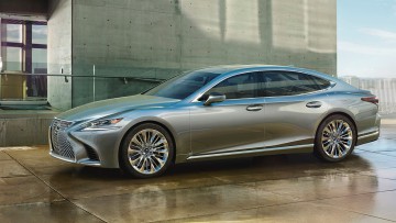 Lexus LS