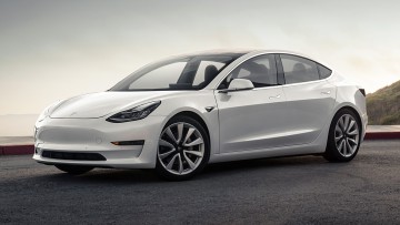 Tesla-Rückruf: Mögliche Überhitzung des Computers