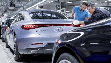 Autoproduktion-Mercedes-EQS