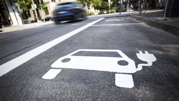 Elektromobilität: Eine Million E-Autos erst 2022