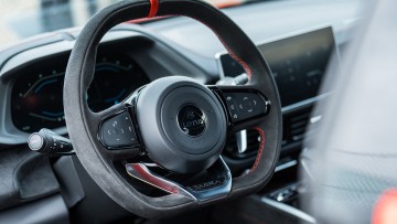 Lotus Emira Turbo SE 