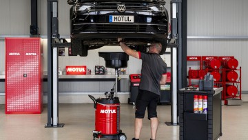 Motul Das Grüne Dach-Werkstatt