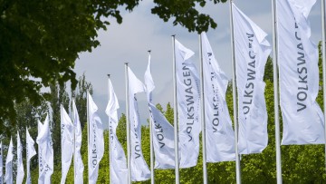 Volkswagen, Fahnen, Logo