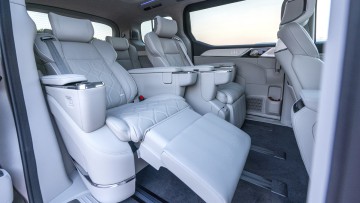 Volvo EM90 - neue Fotos