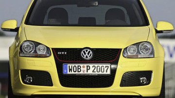 VW Golf GTI Pirelli