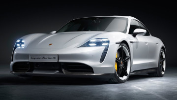 Porsche Taycan Turbo S (2020)