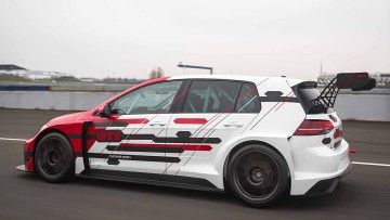 VW Golf GTI TCR