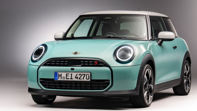 Mini Cooper (2024)