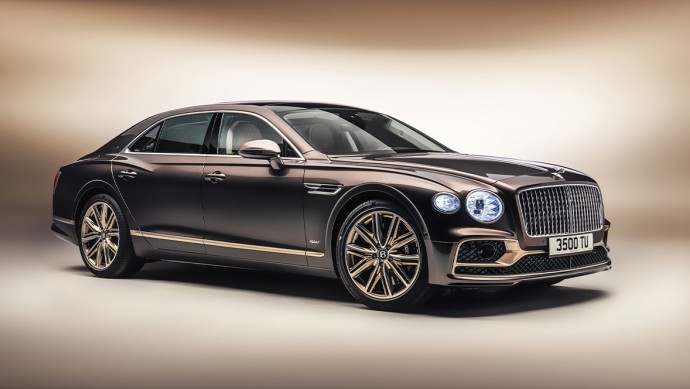 Bentley Flying Spur Hybrid Odyssean