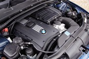 BMW Dreiliter-Biturbo-Motor 