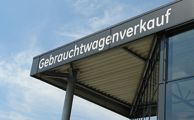 Gebrauchtwagenverkauf Schild