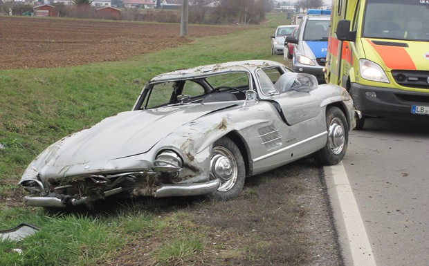 Mercedes 300 Sl Crash