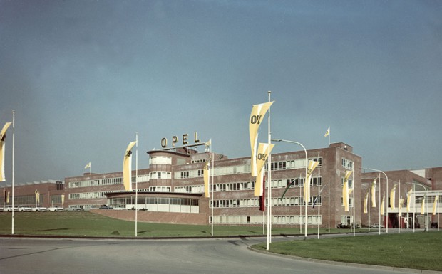 Opel Bochum: Zum 50-Jährigen glänzt der Blitz nicht mehr Opel Werk Bochum 1962