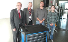 Auto Service Meister: Sonderpreis überreicht ASM 2011_Übergabe Sonderpreis