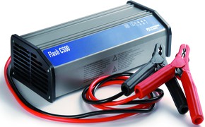 Herth + Buss: Leistungsstarke Batterieladecomputer von Herth+Buss Batterielader CS80