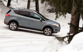 Ford Kuga im Schnee