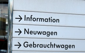 Neuwagen_Gebrauchtwagen Schild
