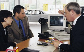Studie: Weltautomarkt wächst erst 2011 wieder autokauf_handel