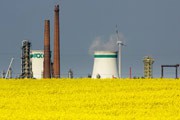 Politik: Biodieselhersteller wollen in Karlsruhe klagen Biodiesel Anlage (ddp)