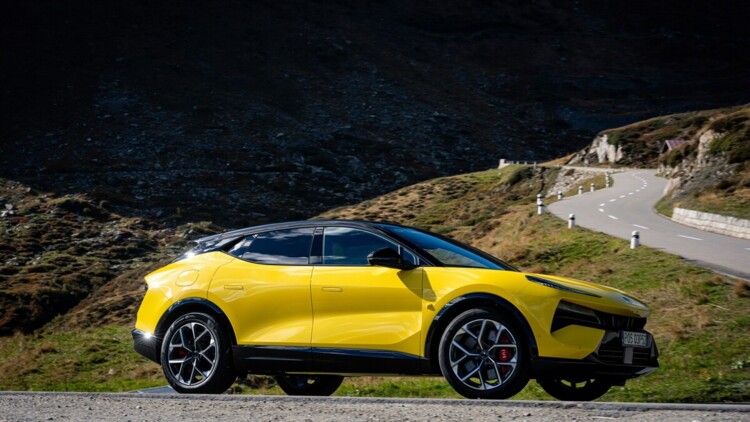 Den Lotus Eletre gibt es nun auch als Plug-in-Hybrid