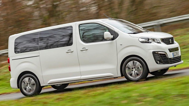 Peugeot e-Traveller (2021) 
