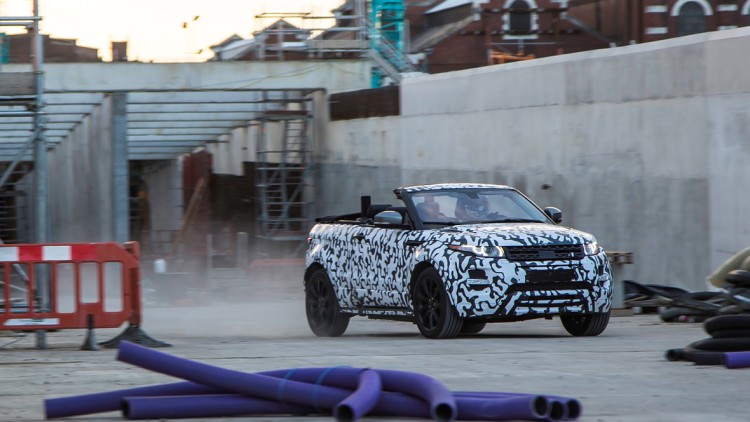 Neue Fahrzeugklasse: Offener Crossover von Land Rover