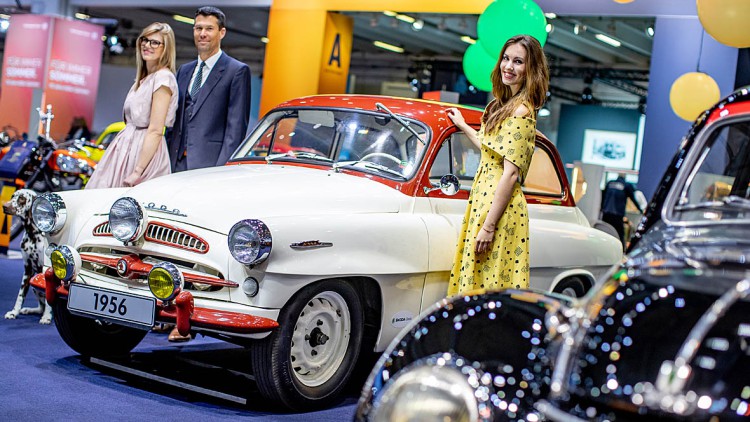 Techno-Classica 2022: Messe kehrt nach Corona-Pause zurück