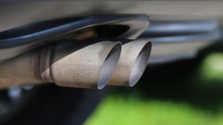 CO2-Tests für Autos: Forscher empfehlen regelmäßige Überprüfung