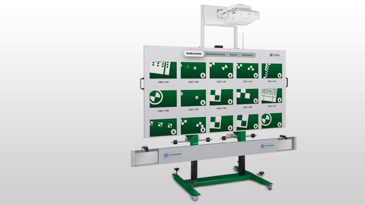 ADAS-Kalibrierung: Projektionswand statt Tafel