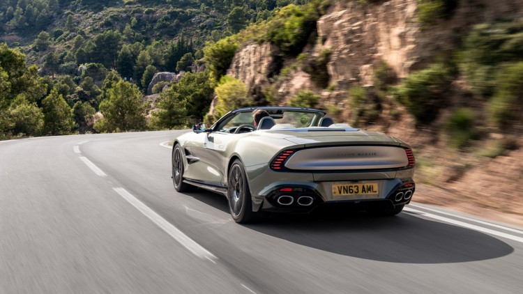 Aston Martin Vanquish Volante