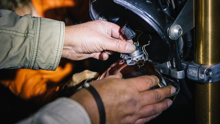 LED-Scheinwerfer nachrüsten: Heller und länger LED