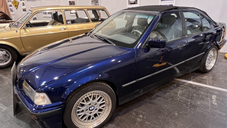 E36