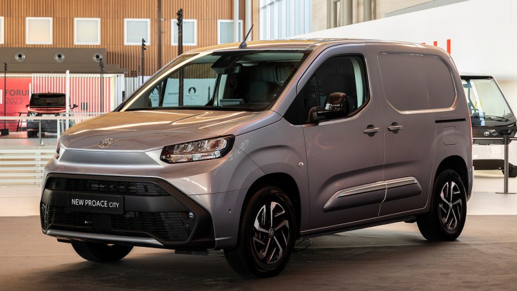 Toyota Proace City 2024