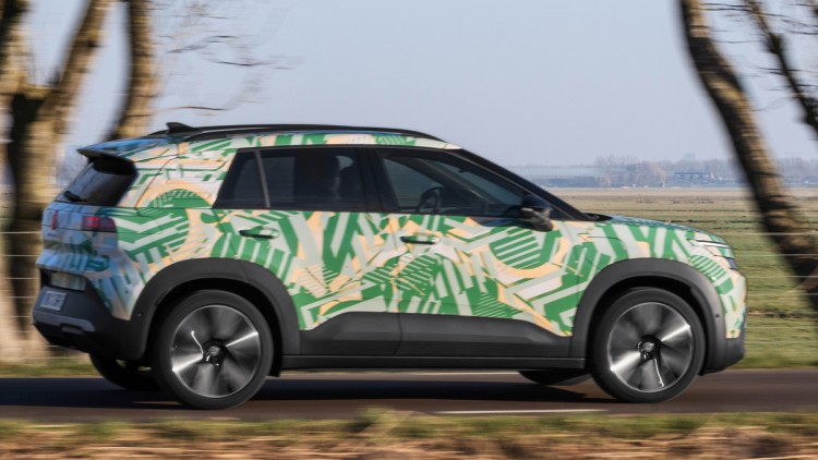 VW ID. Cross Covered Drive