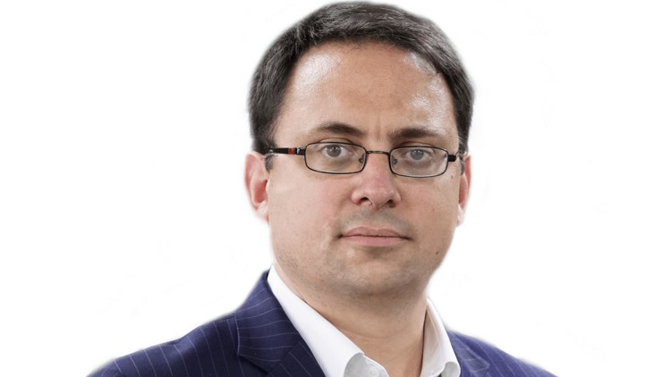 Yves-DUMOULIN_FORVIA_Portrait_HD