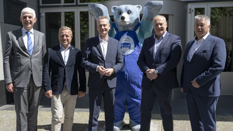 V.l.n.r.: Michael Kraft, Thomas Peckruhn, Arne Joswig, Detlef Peter Grün und Jeffrey Kilian 