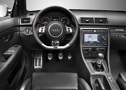 audi_rs4_quattro_5.jpg