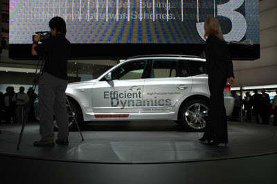 iaa_bmw_hybrid.jpg