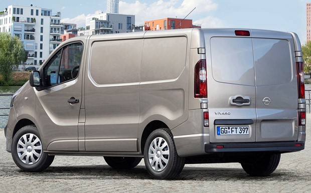 opel-vivaro-2015-05