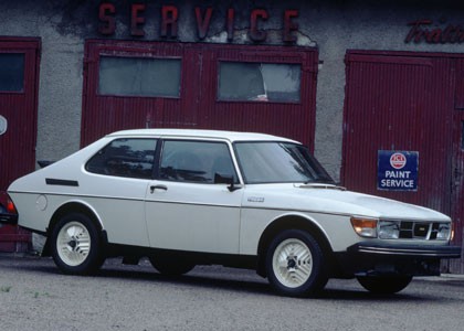 Saab8_99_Turbo_1977.jpg