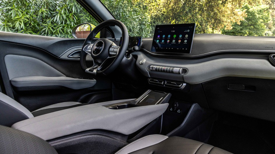 BYD Dolphin Surf (2025)